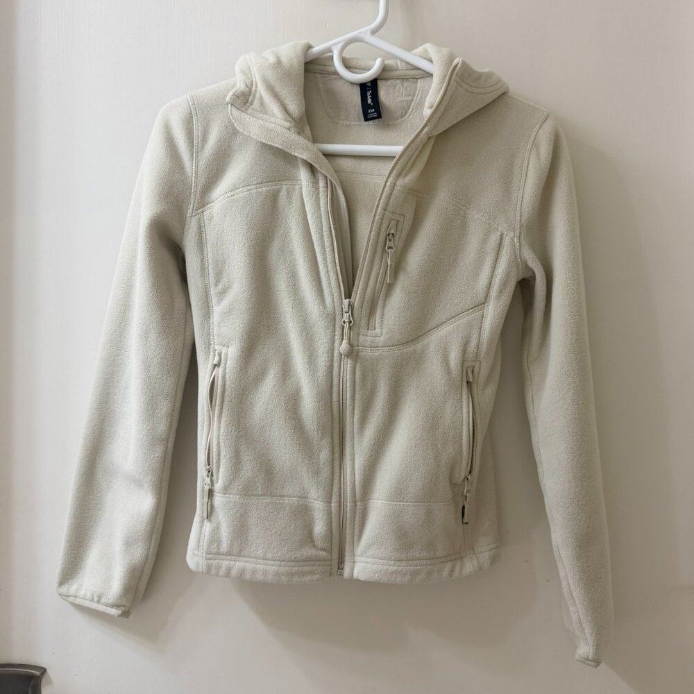 Aritzia TnAction - SnoDay Polar Hanger Zip Hoodie (Mullein, XXS)